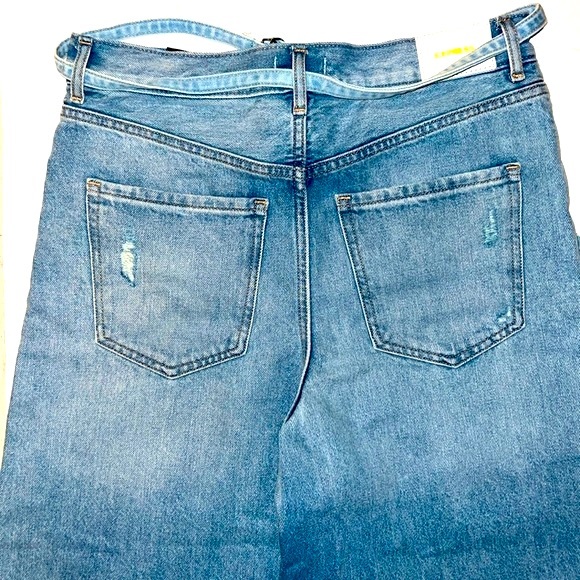 Express Short - Picture 8 of 8